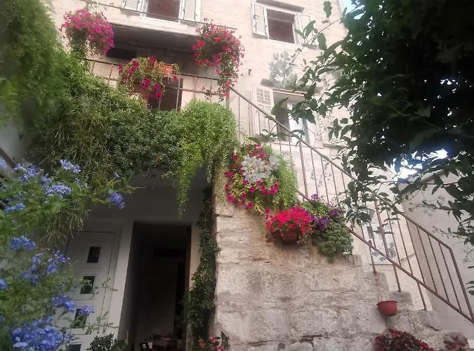 Апартаменты Lighthouse Сплит